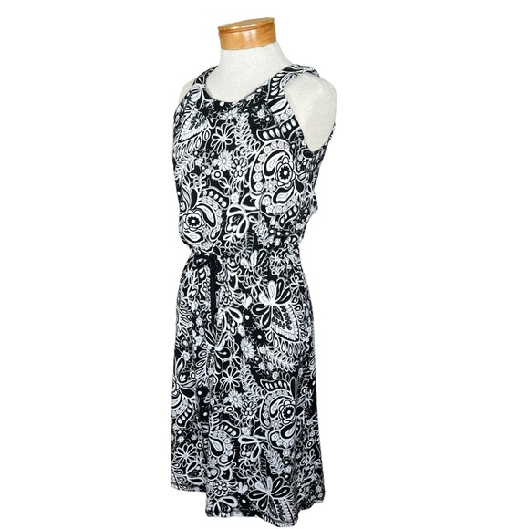 T by Talbots Sleeveless Black & White Casual Knit Dress With Drawstring Waist SP - Picture 15 of 15